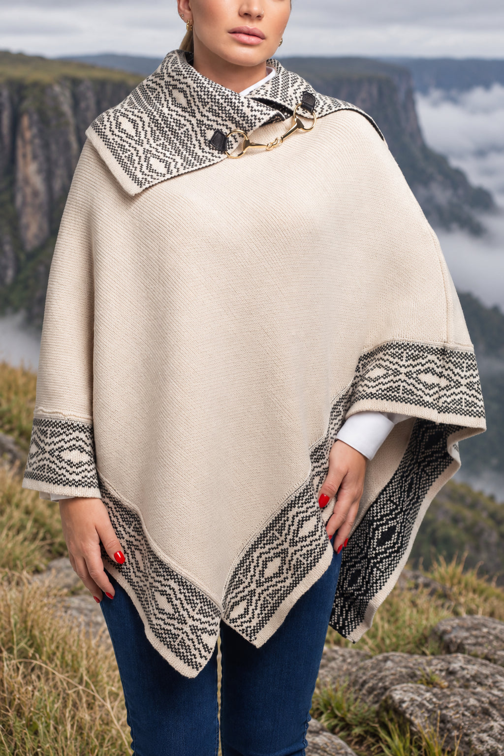 Poncho Ancestral - La Valentia
