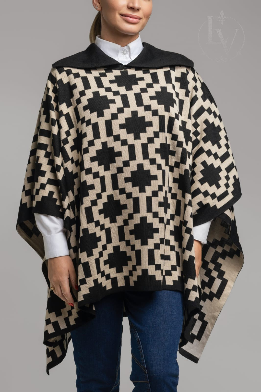 Poncho Missionera - Preto/Bege